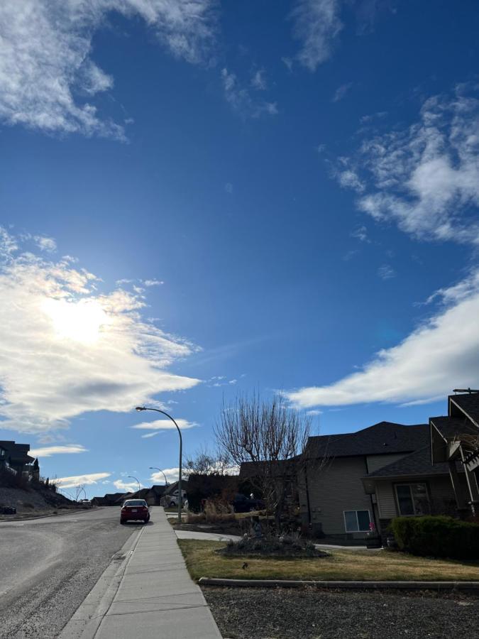 Peaceful And Spacious Lake View West Kelowna Buitenkant foto